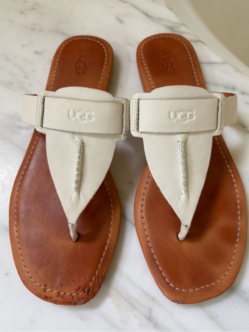 UGG Women's Cream Leather T-Strap Toe-Post Sandals